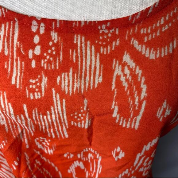 Collective Concepts Tie Front Short Sleeve Blouse Womens Size Small Red Floral - Picture 11 of 12